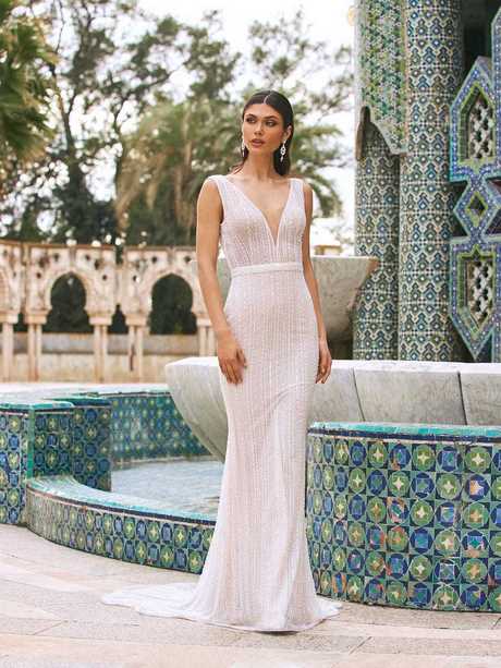 vestidos-de-novia-2022-sencillos-y-elegantes-60_10 Jednostavne i elegantne vjenčanice 2022