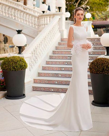 vestidos-de-novia-2022-sencillos-y-elegantes-60_14 Jednostavne i elegantne vjenčanice 2022