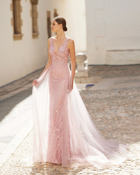 vestidos-largos-de-noche-2022-elegantes-46_13 Elegantne duge večernje haljine 2022