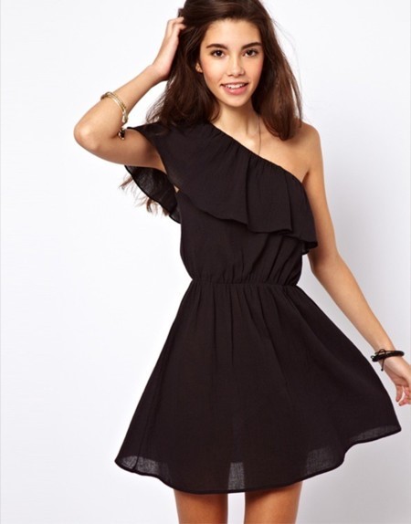 vestido-negro-punto-01_4 Crna haljina s točkicama