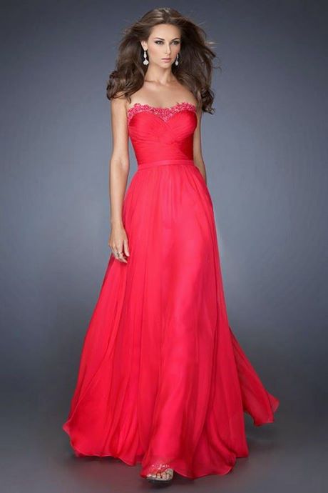 vestidos-rojos-largos-para-damas-de-honor-39_14 Duge crvene haljine za djeveruše