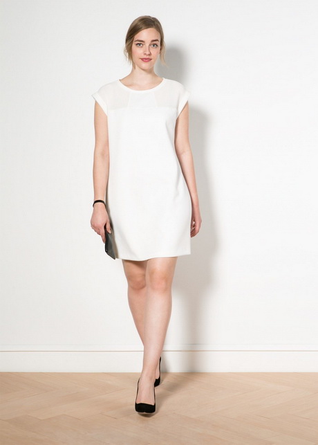Model bijela haljina