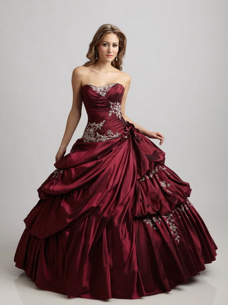 ver-vestidos-de-quince-aos-modernos-82_16 Pogledajte moderne petnaestogodišnje haljine