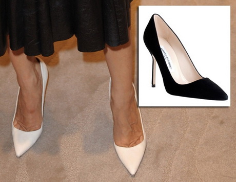 vestido-negro-zapatos-blancos-44_18 Crna haljina bijele cipele