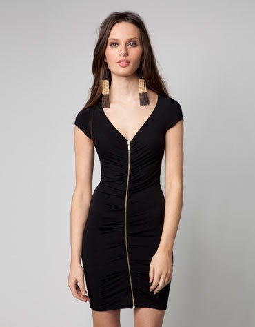 vestido-negro-cremallera-20_17 Crna haljina s patentnim zatvaračem