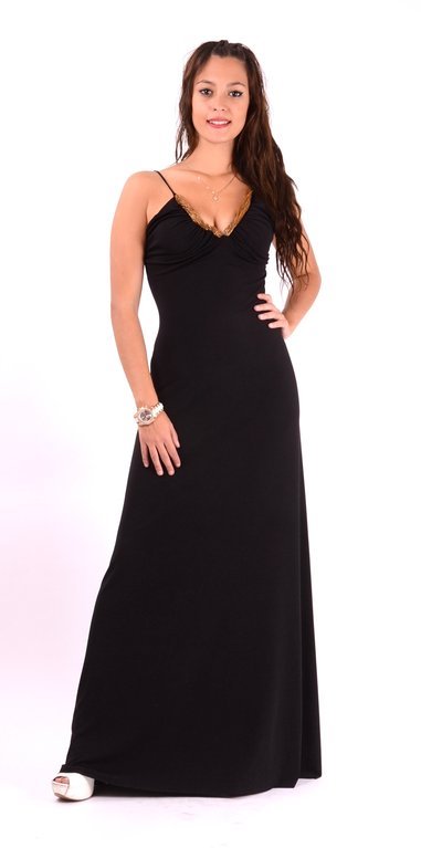 vestido-negro-escotado-20_8 Crna haljina s niskim izrezom