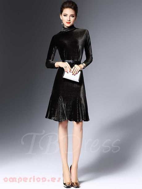 vestido-terciopelo-negro-manga-larga-42_11 Crna baršunasta haljina s dugim rukavima