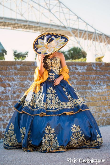 mariachi-quinceanera-dresses-16_17 Mariachi quinceanera dresses