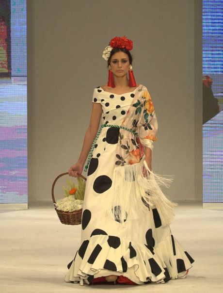 rociera-moda-flamenca-60_6 Sprej flamanske mode