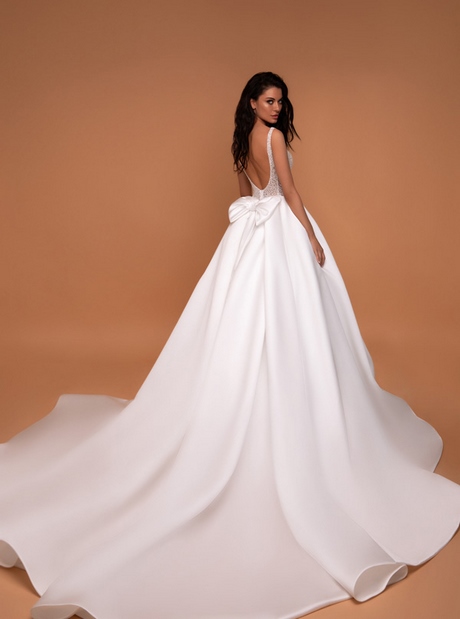 vestidos-de-novia-escotados-13_8 Vjenčanice s niskim dekoltea