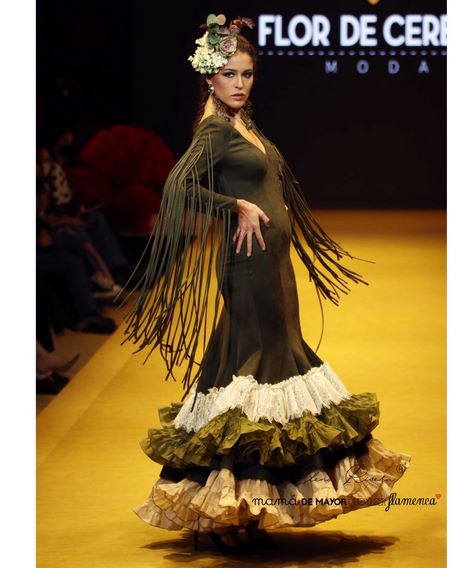 tocados-flamenca-2022-19_18 Flamenco pokrivala za glavu 2022