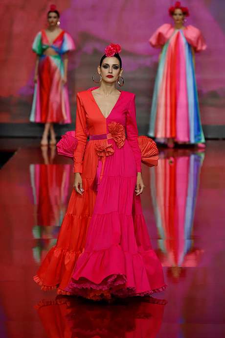 trajes-de-flamenca-de-pantalon-2022-73_11 Kostimi flamenka iz pantalona 2022