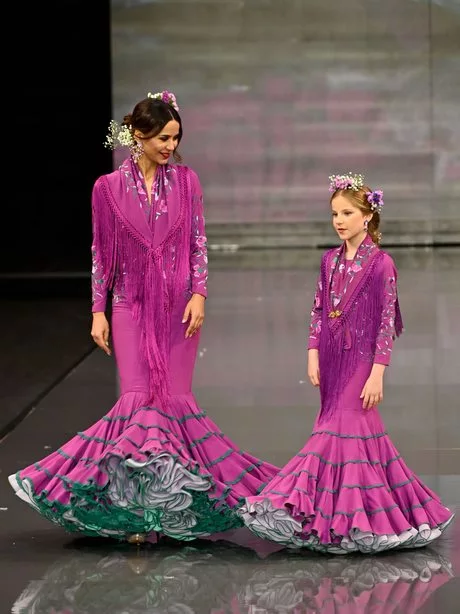 trajes-de-flamenca-nina-2023-93_16-8 Flamenco kostimi za djevojčice 2023