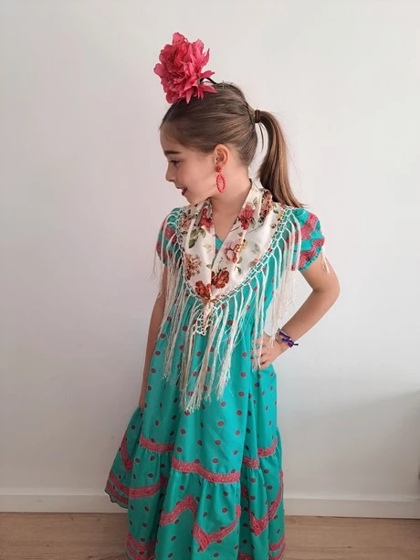trajes-de-flamenca-nina-2023-93_8-19 Flamenco kostimi za djevojčice 2023