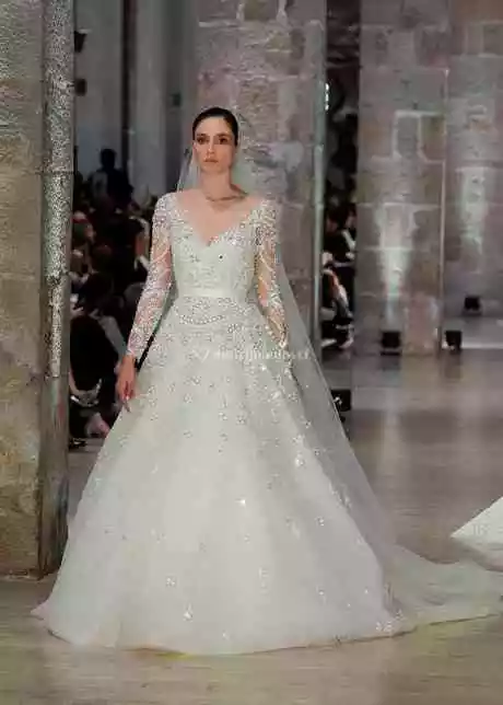 vestidos-de-novia-2023-corte-princesa-17_13-5 Vjenčanice 2023. za princeze