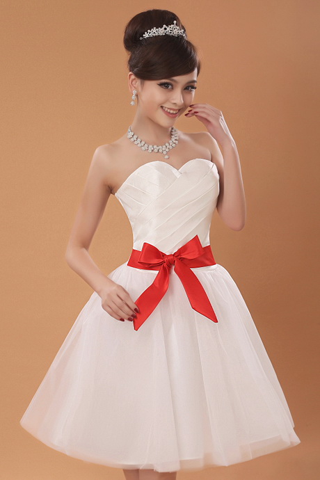 vestido-rojo-con-blanco-74_3 Crvena haljina s bijelom