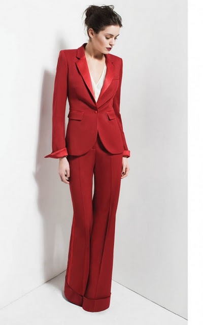 traje-rojo-mujer-76_16 Žensko crveno odijelo