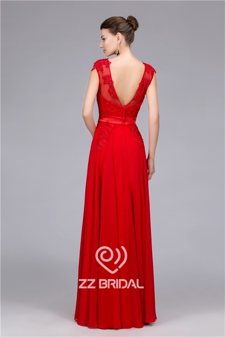 vestido-rojo-escote-v-38_14 Crvena haljina s V-izrezom