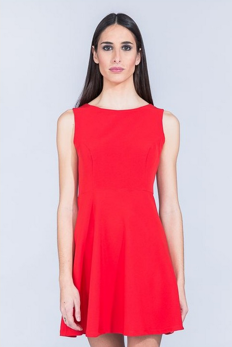 Jednostavna crvena haljina