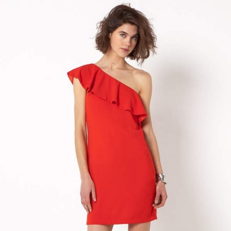 vestido-rojo-volantes-03_9 Crvena haljina s volančićima
