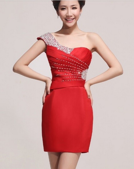 vestidos-elegantes-cortos-rojos-71_18 Crvene kratke elegantne haljine