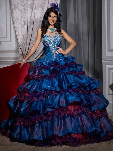 imagenes-de-vestidos-de-15-anos-estilo-princesa-color-azul-42_10 Slike 15-godišnjih haljina u stilu princeze plave boje