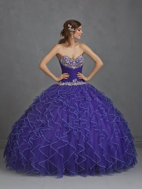 imagenes-de-vestidos-de-15-anos-estilo-princesa-color-azul-42_8 Slike 15-godišnjih haljina u stilu princeze plave boje