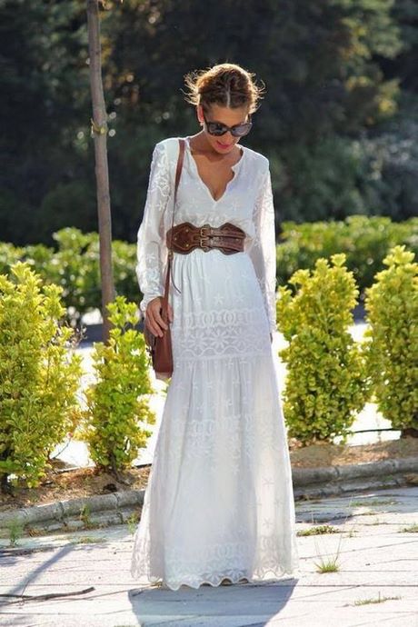 Široka bijela haljina