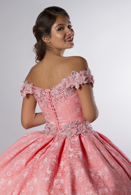 los-vestidos-de-15-anos-mas-hermosos-del-mundo-19_9 Najljepše haljine 15 godina na svijetu