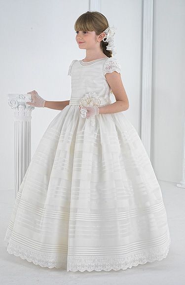 vestidos-de-primera-comunion-elegantes-04_17 Elegantne haljine prvog sakramenta