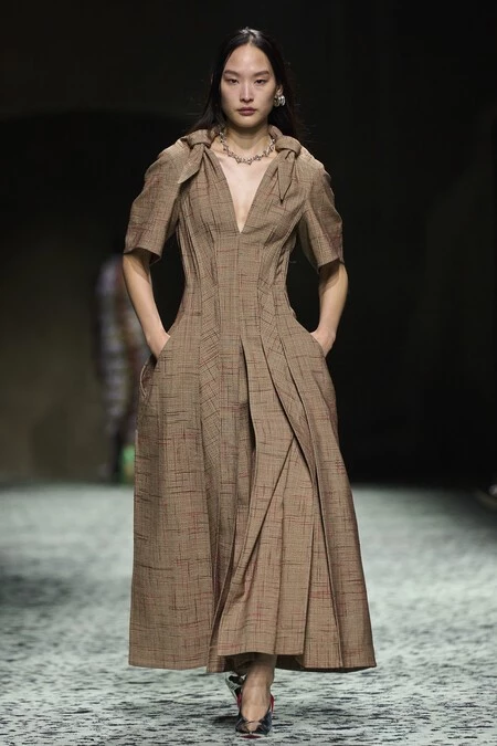 moda-vestidos-invierno-2024-16_2-9 Modne haljine zima 2024