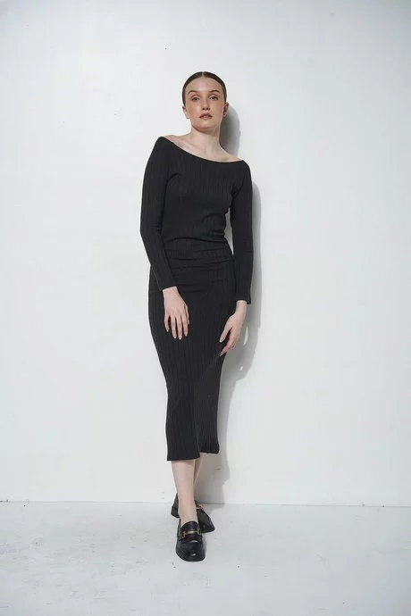 vestido-negro-verano-2024-02_3-13 Crna haljina ljeto 2024