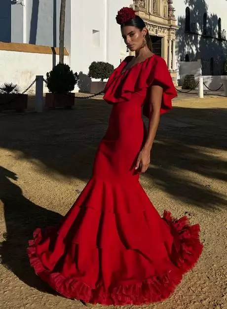 vestidos-de-flamenca-cortos-2024-57_8-19 Kratke flamenko haljine 2024