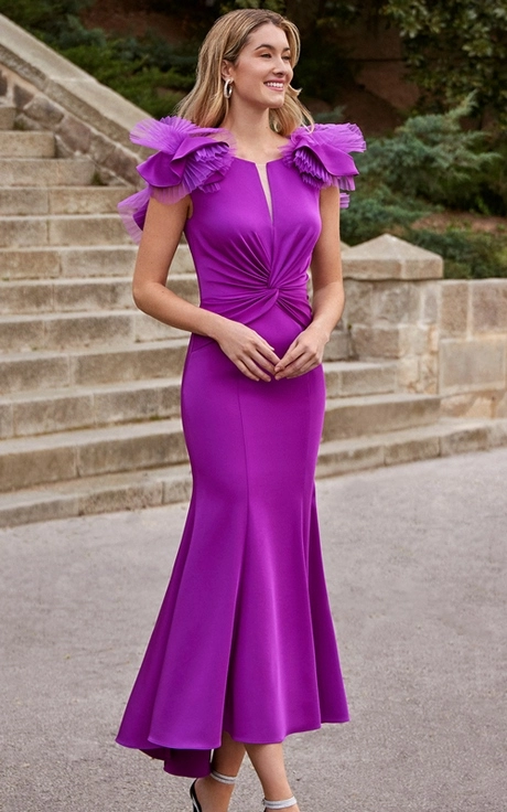 vestidos-de-noche-para-bodas-2024-52_11-4 Večernje haljine za vjenčanje 2024