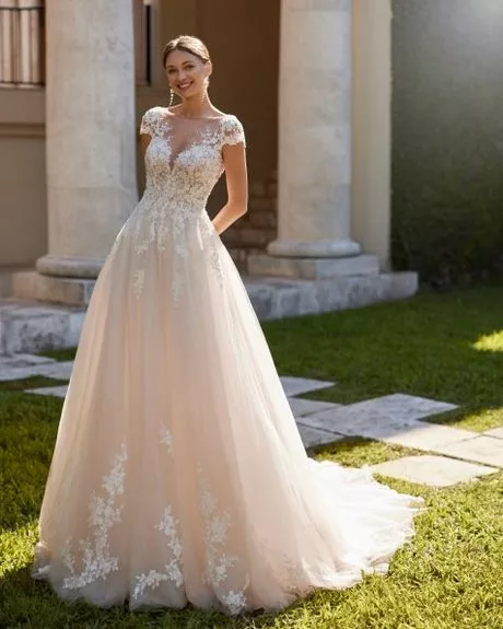 vestidos-de-novia-corte-princesa-2024-65_3-14 Vjenčanice princeze 2024