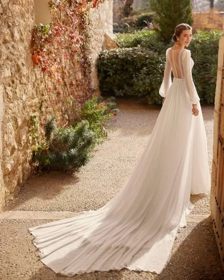 vestidos-de-novia-estilo-princesa-2024-81_8-19 Vjenčanice u stilu princeze 2024